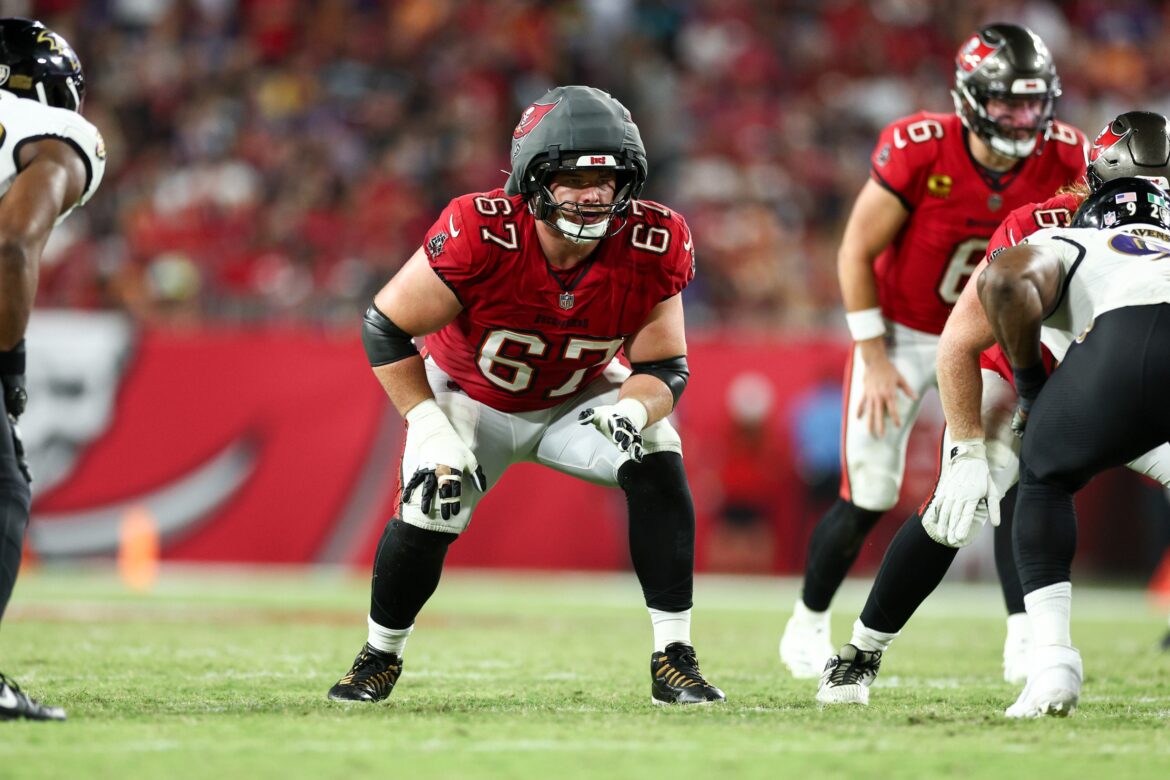 luke goedeke Tampa Bay Buccaneers