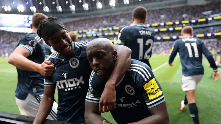 Newcastle United Secure 2-0 Victory Over Struggling Tottenham Hotspur