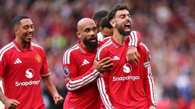 Bruno Fernandes Hat-Trick Powers Manchester United to 5-2 Victory Over Ipswich