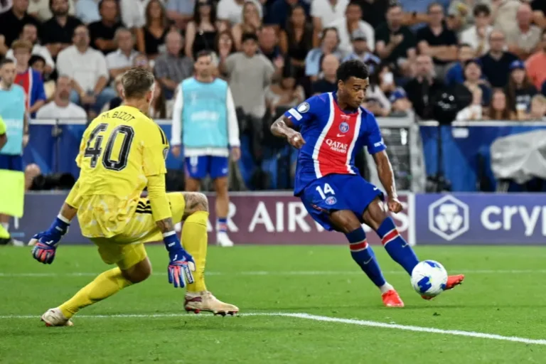 Paris Saint-Germain Defeats Aston Villa 2-1 to Secure Consecutive UEFA Super Cup Titles