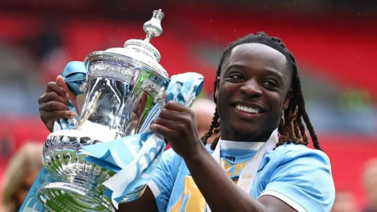 Manchester City Secure Jeremy Doku on Long-Term Deal Amid Transfer Strategy Shifts