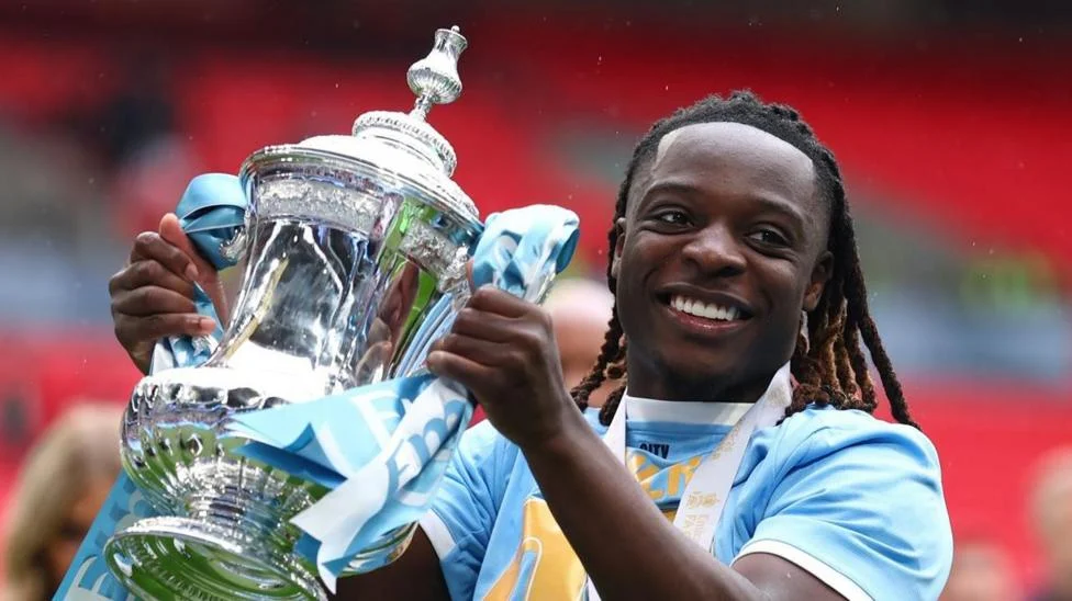 Manchester City Secure Jeremy Doku on Long-Term Deal Amid Transfer Strategy Shifts