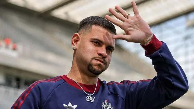 Newcastle Sporting Director Reveals Bruno Guimaraes Pushed for Arsenal Move