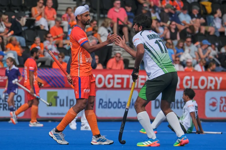India Defeats Pakistan 5-3 to Secure Hockey World Cup Second Round Spot