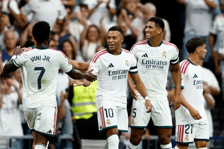 Real Madrid Maintain Perfect Start with Dominant 4-0 Victory Over Malaga