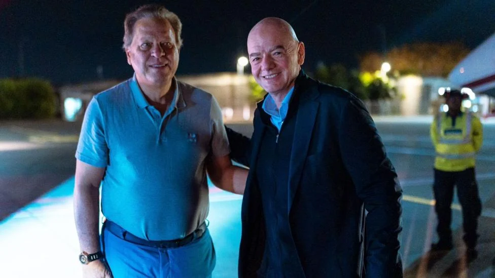 Gianni Infantino: key details on Politicians, private jets and power