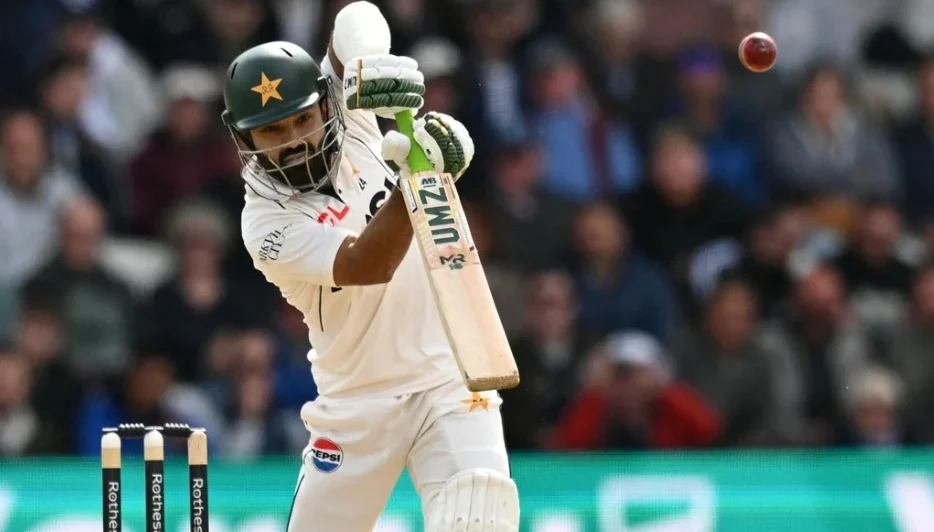 Pakistan Suffers Crushing Innings Defeat Against England in Headingley Test