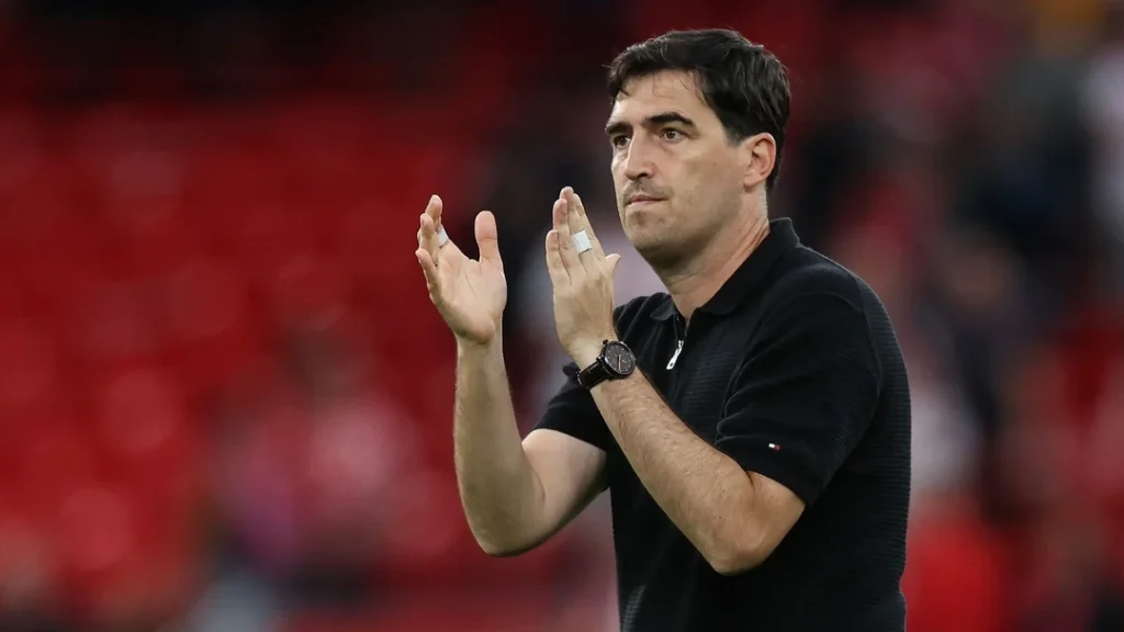 Liverpool Manager Andoni Iraola Praises Bradley Barcola’s Mentality Following Landmark Transfer