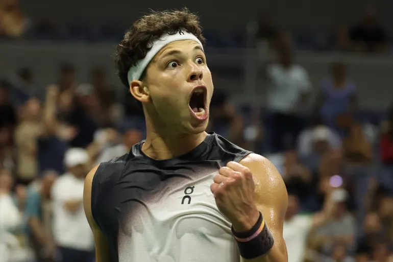 Ben Shelton Ousts Carlos Alcaraz in Thrilling Five-Set US Open Quarterfinal