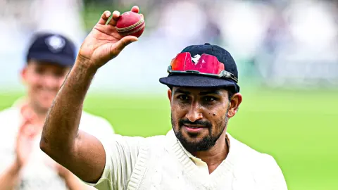 Kent Clinches Promotion to County Championship Division One