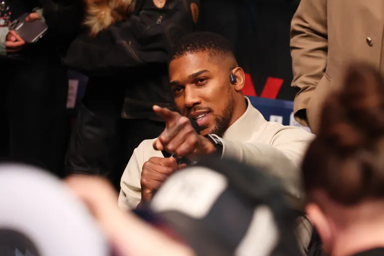Tyson Fury and Anthony Joshua Set for Historic December