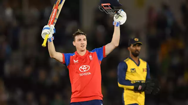 Brook and Buttler replicate Southampton carnage as England dominate