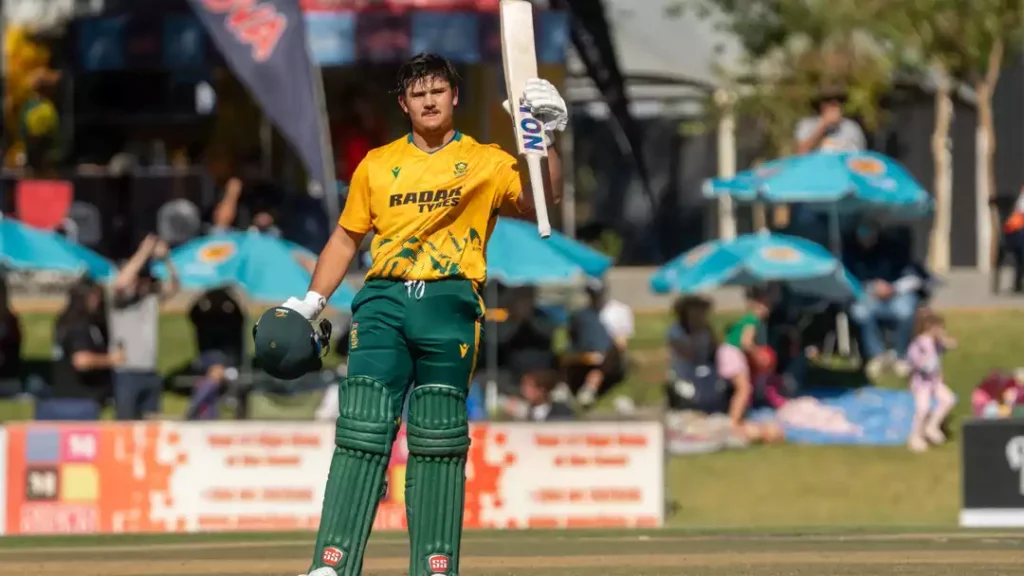 Lhuan-dré Pretorius Century Propels South Africa into Tri-Series Final