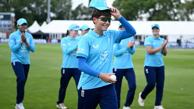 Issy Wong Claims Maiden Five-Wicket Haul as England Clinch ODI Series Against Ireland