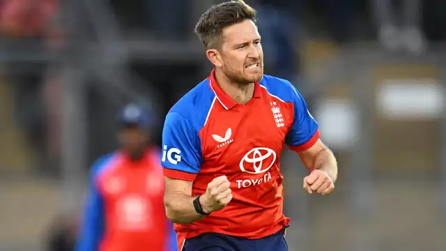 Banton and Dawson Lead England to Series Victory