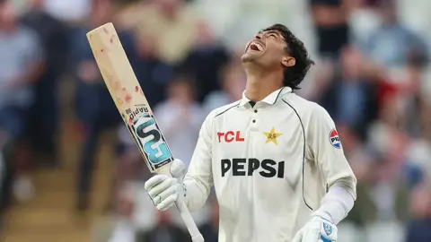 Debutante Rajaullah Shines with Fearless Batting Display at Edgbaston