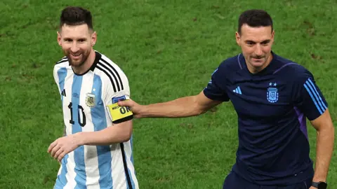 Scaloni Prepares for Messi’s Emotional Final Argentina Appearance