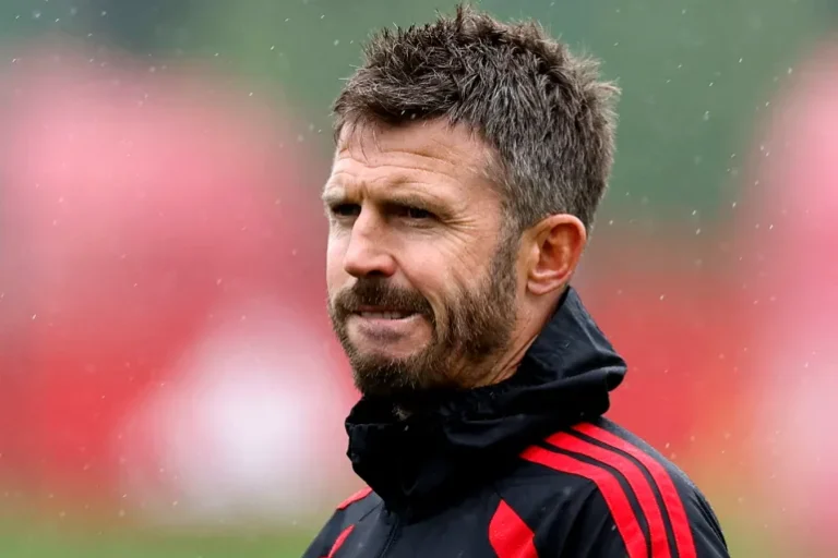 Under-fire Carrick Unfazed Ahead of Como Clash