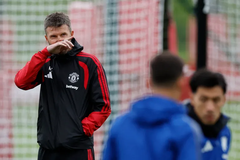 Carrick Dismisses Martinez Outburst as Man Utd Look Ahead
