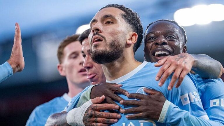 Manchester City Secure Commanding Win Against 10-Man Liverpool
