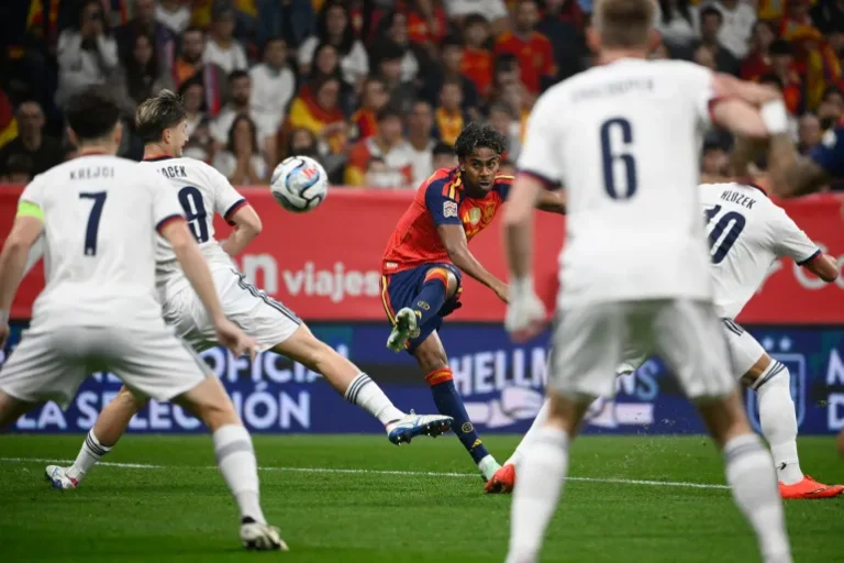 Lamine Yamal Shines as Spain Defeats Czechia 3-1