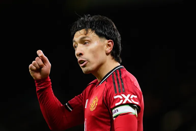 Manchester United Faces Crisis as City Troubles Loom