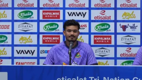 Taskin Ahmed Criticizes Batters After Losing Tri-Series Opener