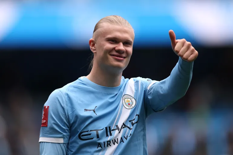 Classic Premier League Battles: Liverpool and Manchester City Rivalry