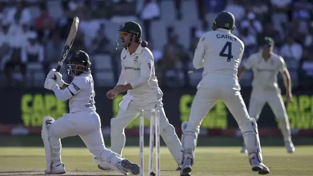 Australia Edge Ahead in Cape Town After Inglis Century