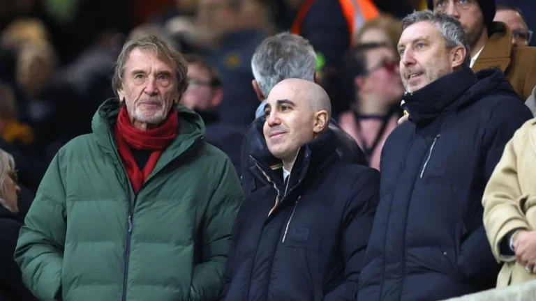 Lisandro Martinez Criticizes Manchester United Leadership Over Squad Depth