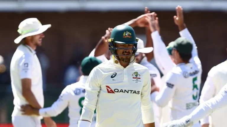 Australia Face Test Defeat Against South Africa After Collapse