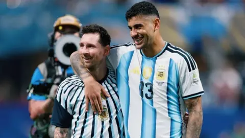 Cristian Romero Reflects on Argentina Captaincy and Messi’s Influence