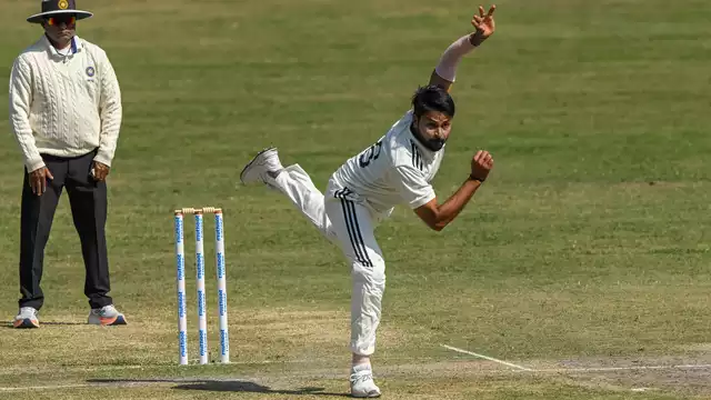 Mukesh and Akash Deep Seal Irani Trophy Win