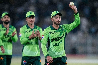 Arafat Minhas Shines as Pakistan Defeats England in Tri-Series